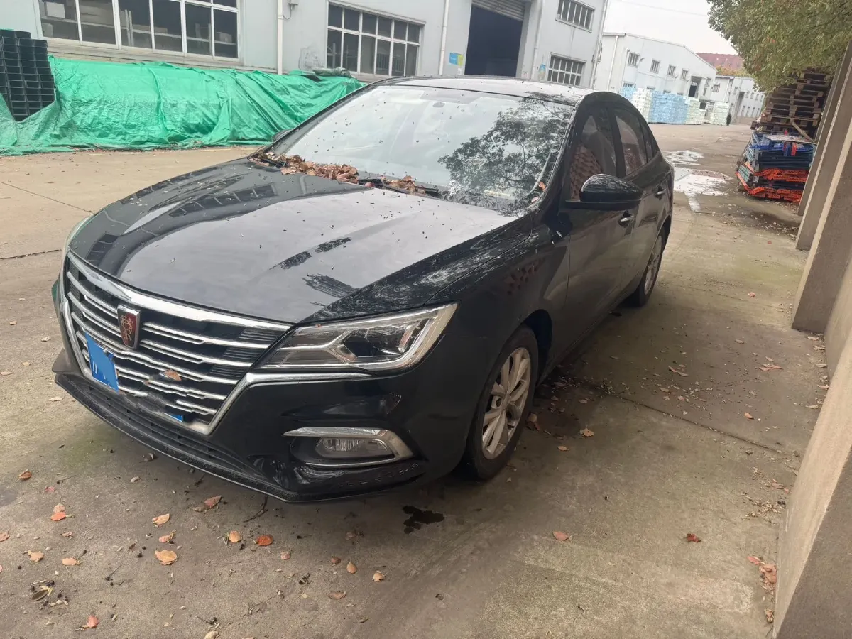 2020 Roewe i5 1.5L 120HP L4 5MT,autocango,china used car exporter,china ev exporter,chinese used car exporter,chinese used ev exporter