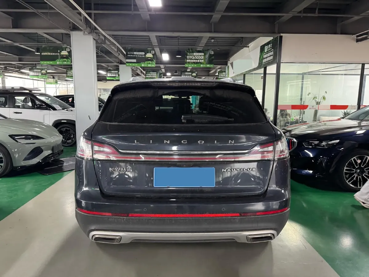 2021 Lincoln Nautilus 2.0T 245HP L4 8AT,autocango,china used car exporter,china ev exporter,chinese used car exporter,chinese used ev exporter