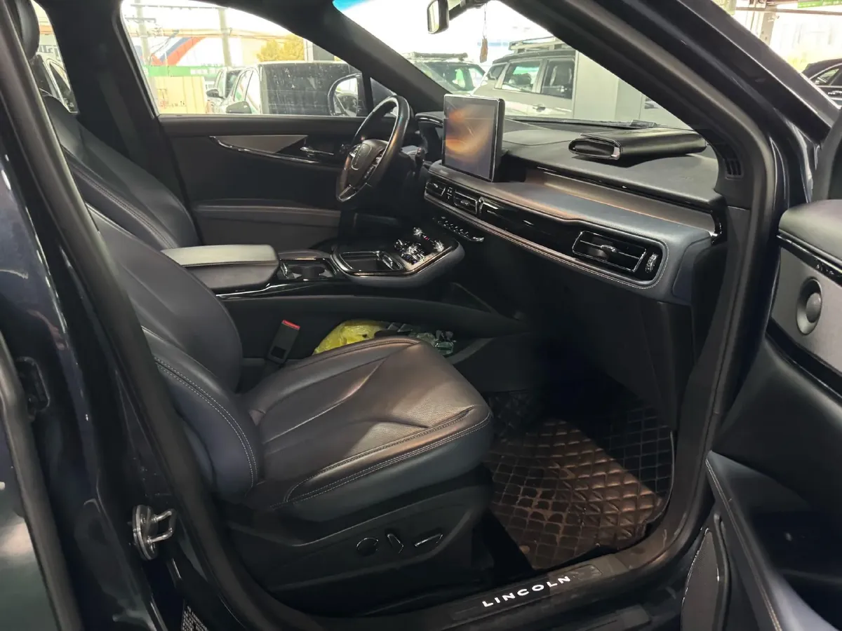 2021 Lincoln Nautilus 2.0T 245HP L4 8AT,autocango,china used car exporter,china ev exporter,chinese used car exporter,chinese used ev exporter