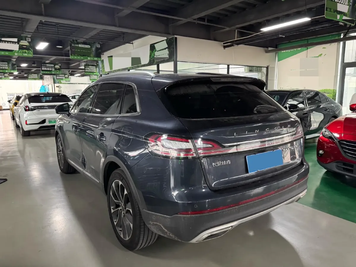 2021 Lincoln Nautilus 2.0T 245HP L4 8AT,autocango,china used car exporter,china ev exporter,chinese used car exporter,chinese used ev exporter