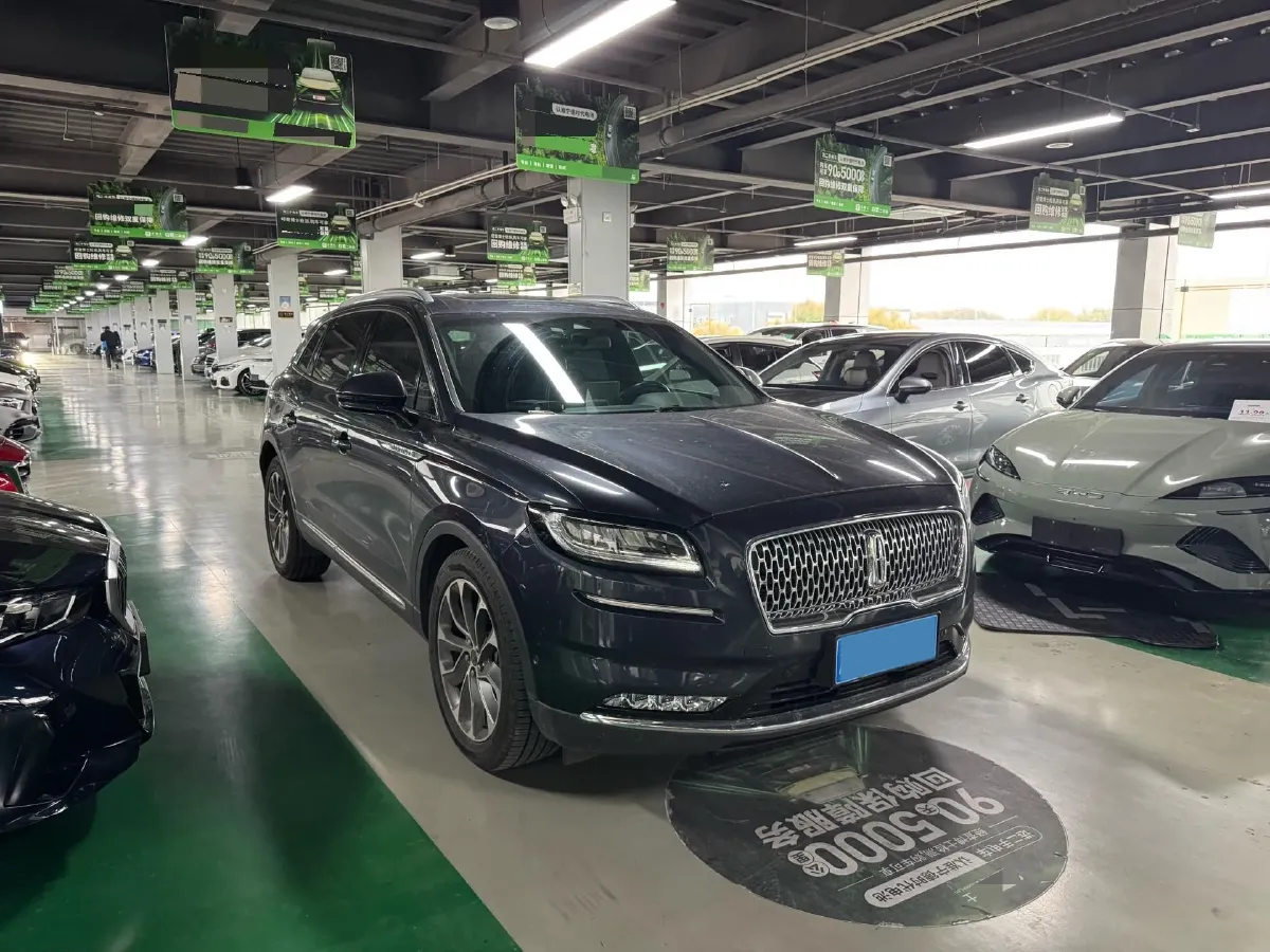 2021 Lincoln Nautilus 2.0T 245HP L4 8AT,autocango,china used car exporter,china ev exporter,chinese used car exporter,chinese used ev exporter
