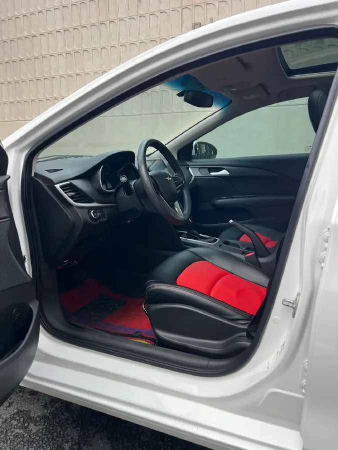 2019 Chevrolet Cavalier 1.5L 113HP L4 6AT,autocango,china used car exporter,china ev exporter,chinese used car exporter,chinese used ev exporter