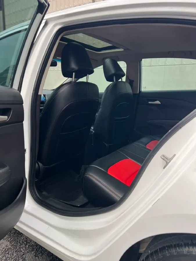 2019 Chevrolet Cavalier 1.5L 113HP L4 6AT,autocango,china used car exporter,china ev exporter,chinese used car exporter,chinese used ev exporter