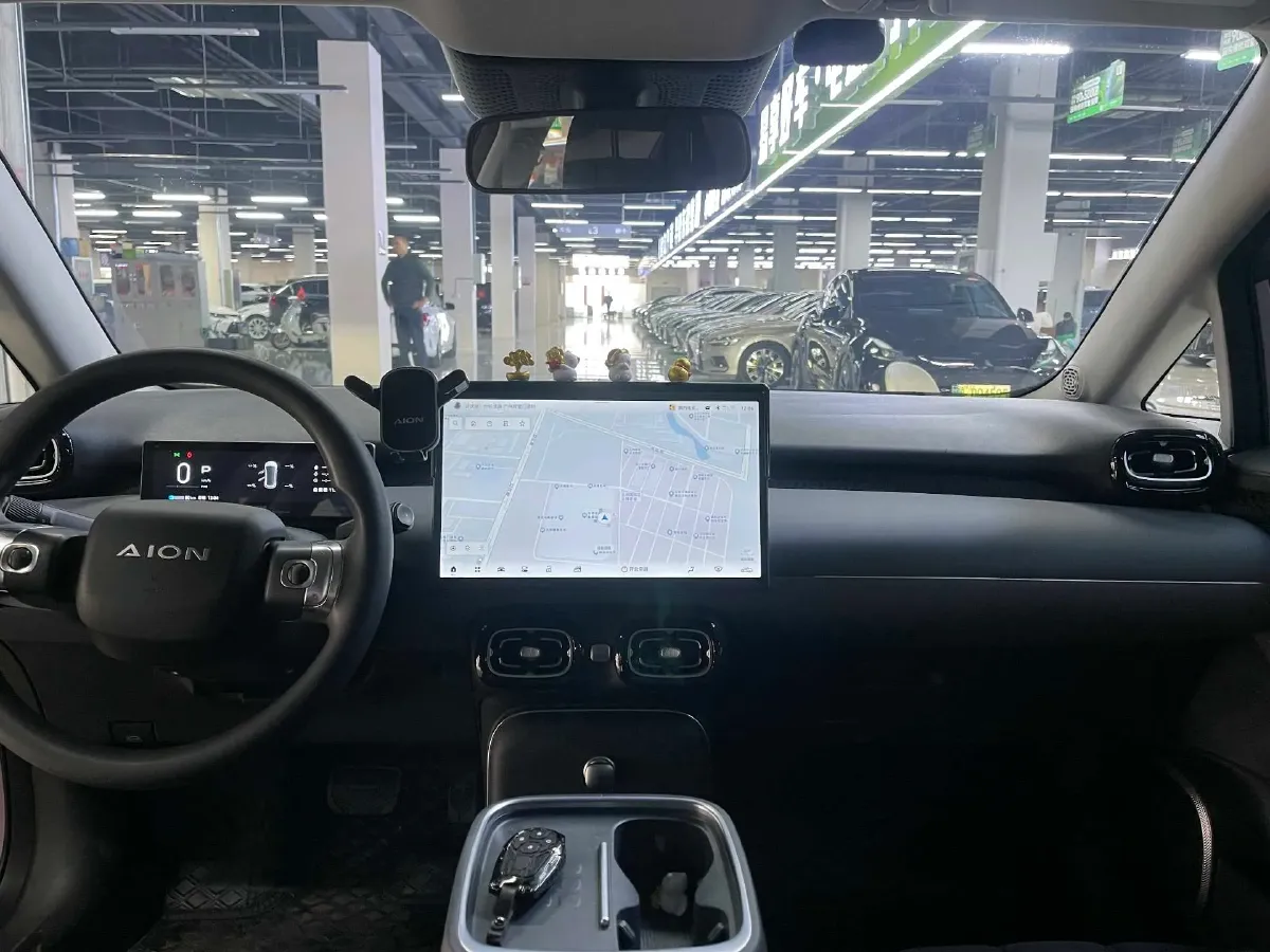 2025 Aion AION UT BEV 34.868KWH,autocango,china used car exporter,china ev exporter,chinese used car exporter,chinese used ev exporter