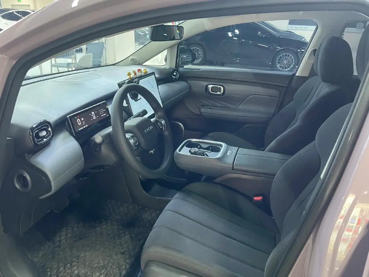 2025 Aion AION UT BEV 34.868KWH,autocango,china used car exporter,china ev exporter,chinese used car exporter,chinese used ev exporter