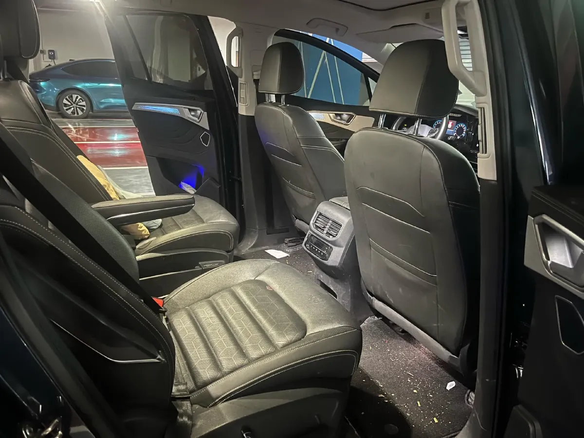 2021 Volkswagen Talagon 2.0T 220HP L4 7DCT,autocango,china used car exporter,china ev exporter,chinese used car exporter,chinese used ev exporter