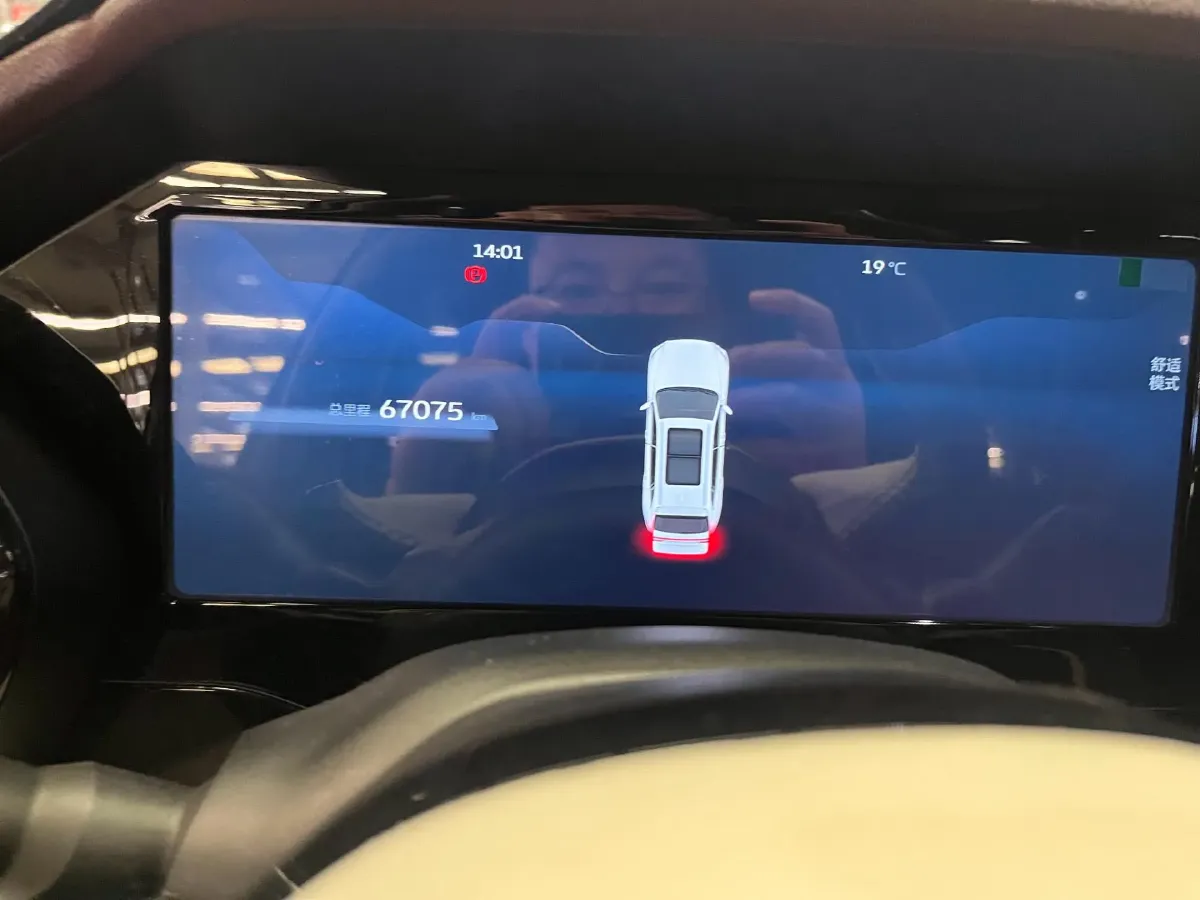 2021 Geely Monjaro 2.0T 218HP L4 7DCT,autocango,china used car exporter,china ev exporter,chinese used car exporter,chinese used ev exporter