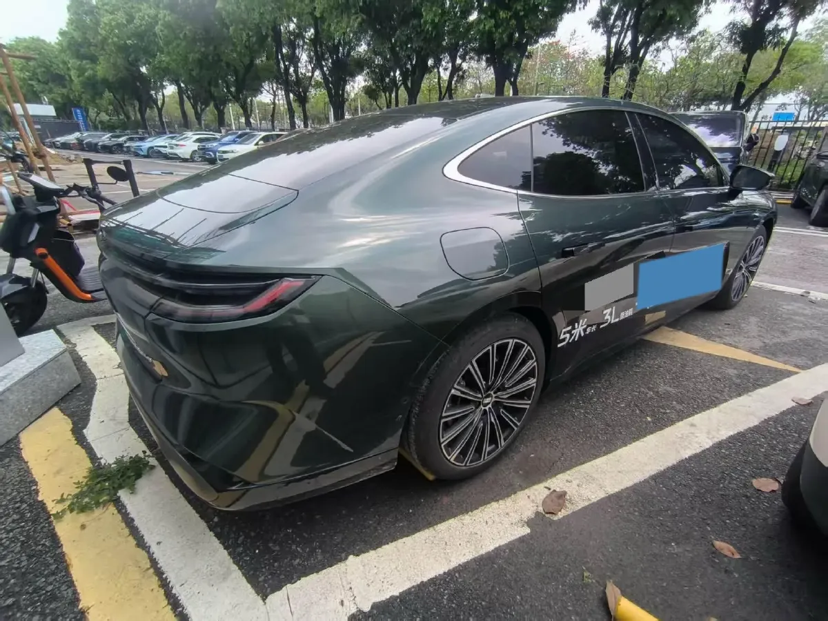 2025 Geely Galaxy Starshine 8 1.5T 163HP L4 3DHT PHEV 27.69KWH,autocango,china used car exporter,china ev exporter,chinese used car exporter,chinese used ev exporter