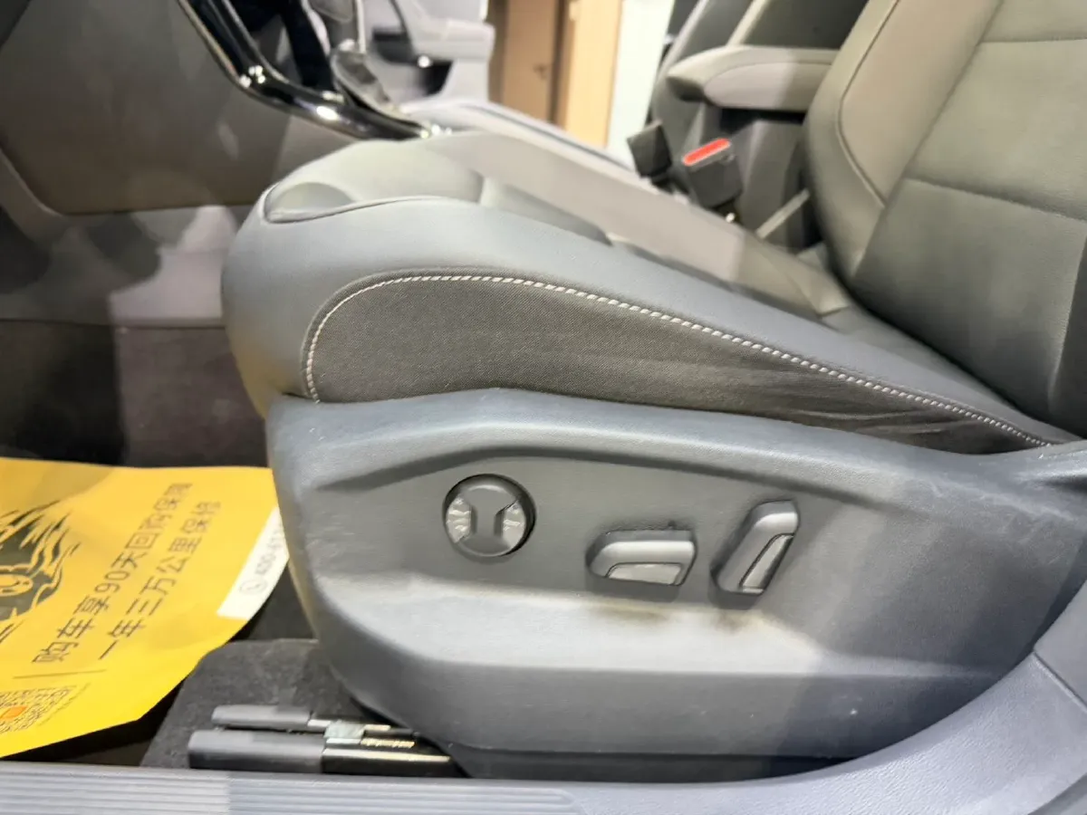 2022 Volkswagen T-Roc 1.4T 150HP L4 7DCT,autocango,china used car exporter,china ev exporter,chinese used car exporter,chinese used ev exporter