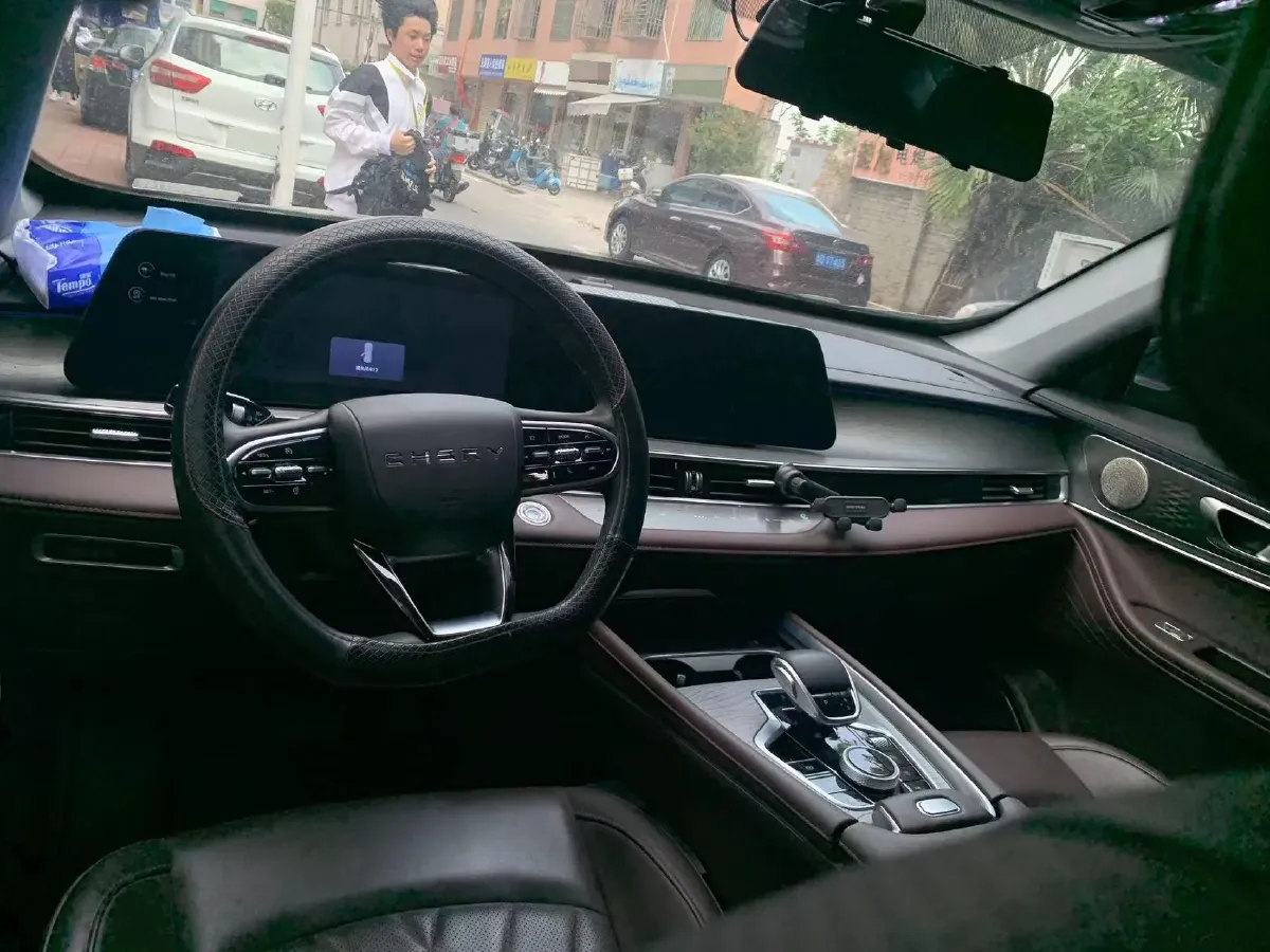 2024 Chery Tiggo 8 Plus 1.6T 197HP L4 7DCT,autocango,china used car exporter,china ev exporter,chinese used car exporter,chinese used ev exporter