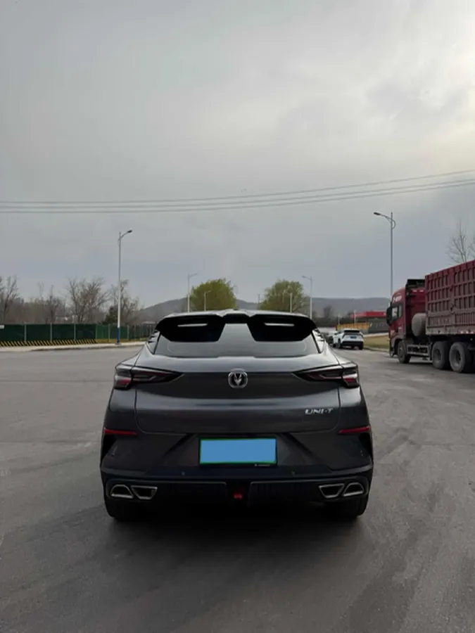 2022 ChangAn UNI-T 1.5T 188HP L4 7DCT,autocango,china used car exporter,china ev exporter,chinese used car exporter,chinese used ev exporter