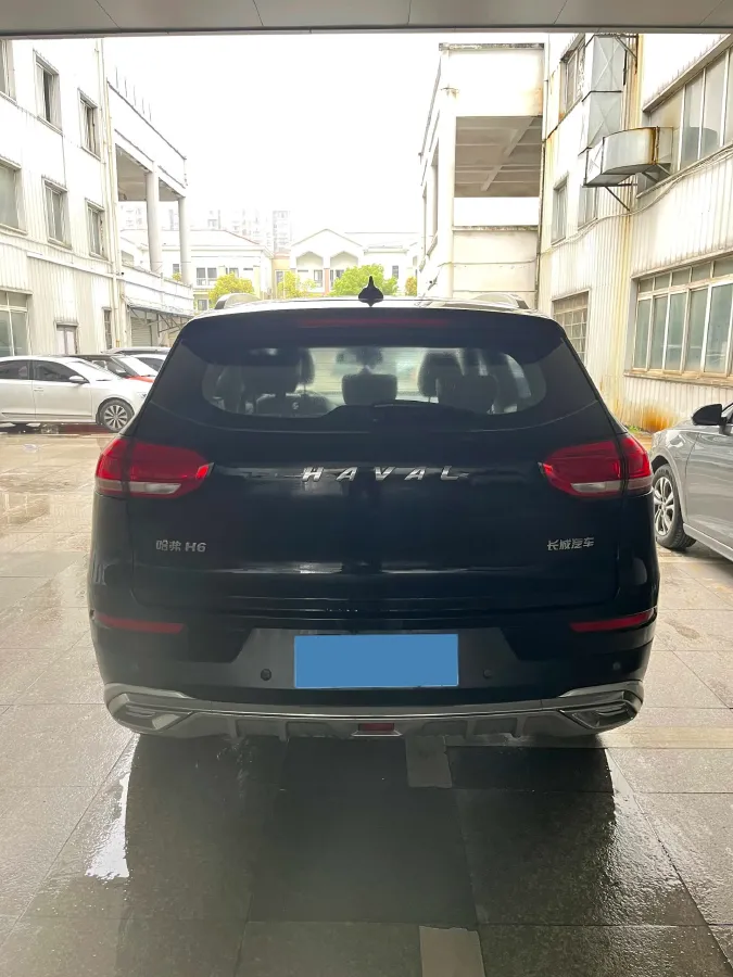 2020 Haval H6 1.5T 169HP L4 7DCT,autocango,china used car exporter,china ev exporter,chinese used car exporter,chinese used ev exporter