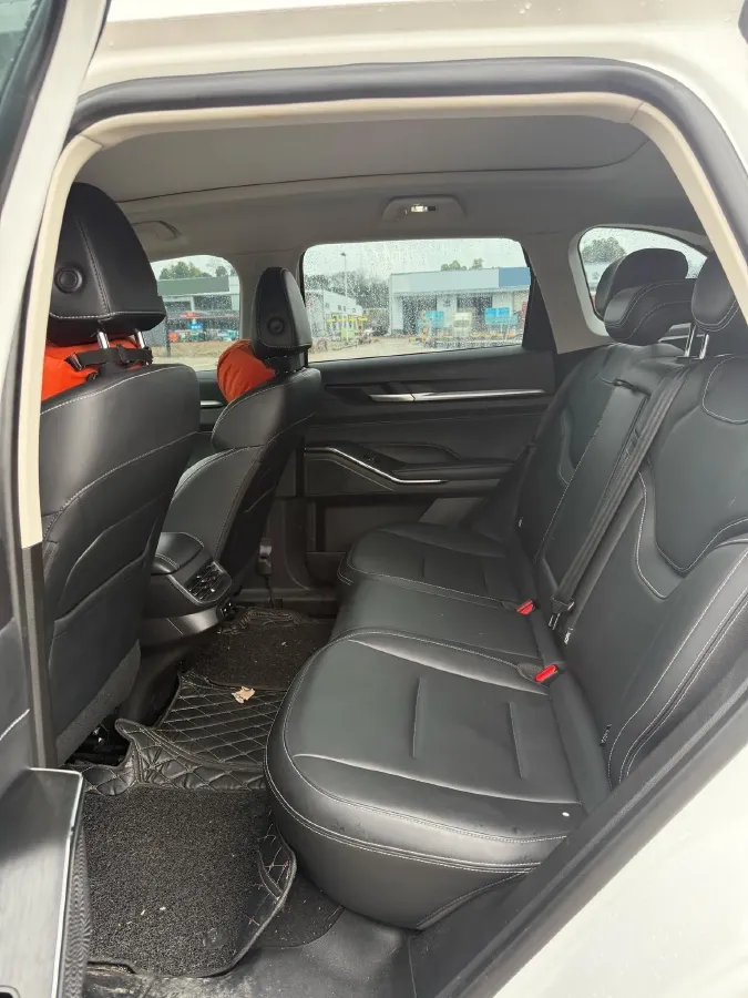 2023 Haval H6 1.5T 154HP L4 2DHT PHEV 19.94KWH,autocango,china used car exporter,china ev exporter,chinese used car exporter,chinese used ev exporter