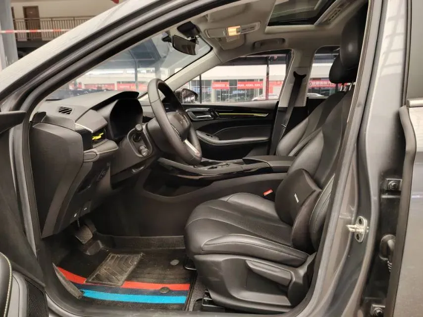 2021 Roewe i5 1.5L 120HP L4 CVT,autocango,china used car exporter,china ev exporter,chinese used car exporter,chinese used ev exporter