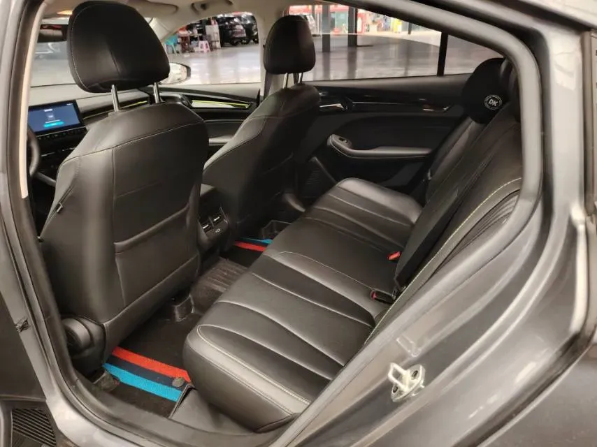 2021 Roewe i5 1.5L 120HP L4 CVT,autocango,china used car exporter,china ev exporter,chinese used car exporter,chinese used ev exporter