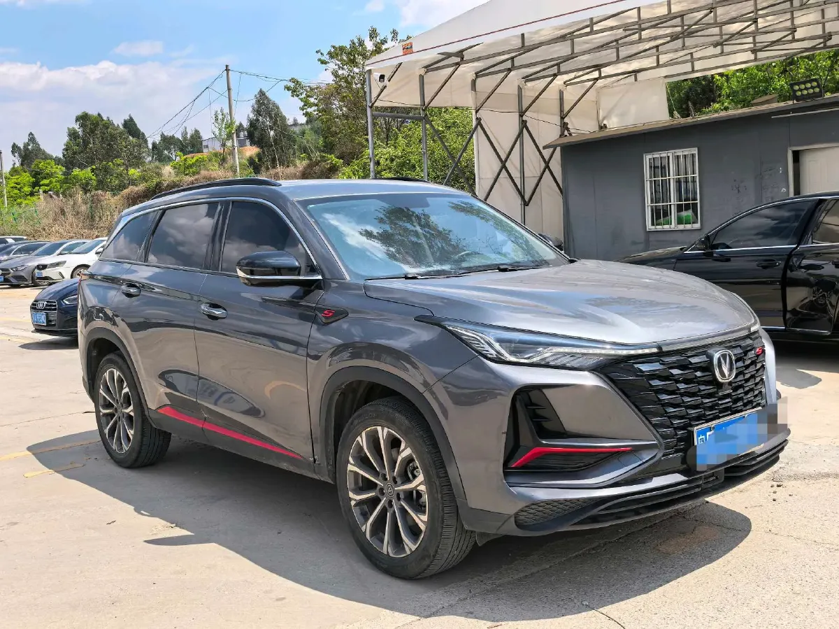 2022 ChangAn CS75 Plus 2.0T 233HP L4 8AT,autocango,china used car exporter,china ev exporter,chinese used car exporter,chinese used ev exporter