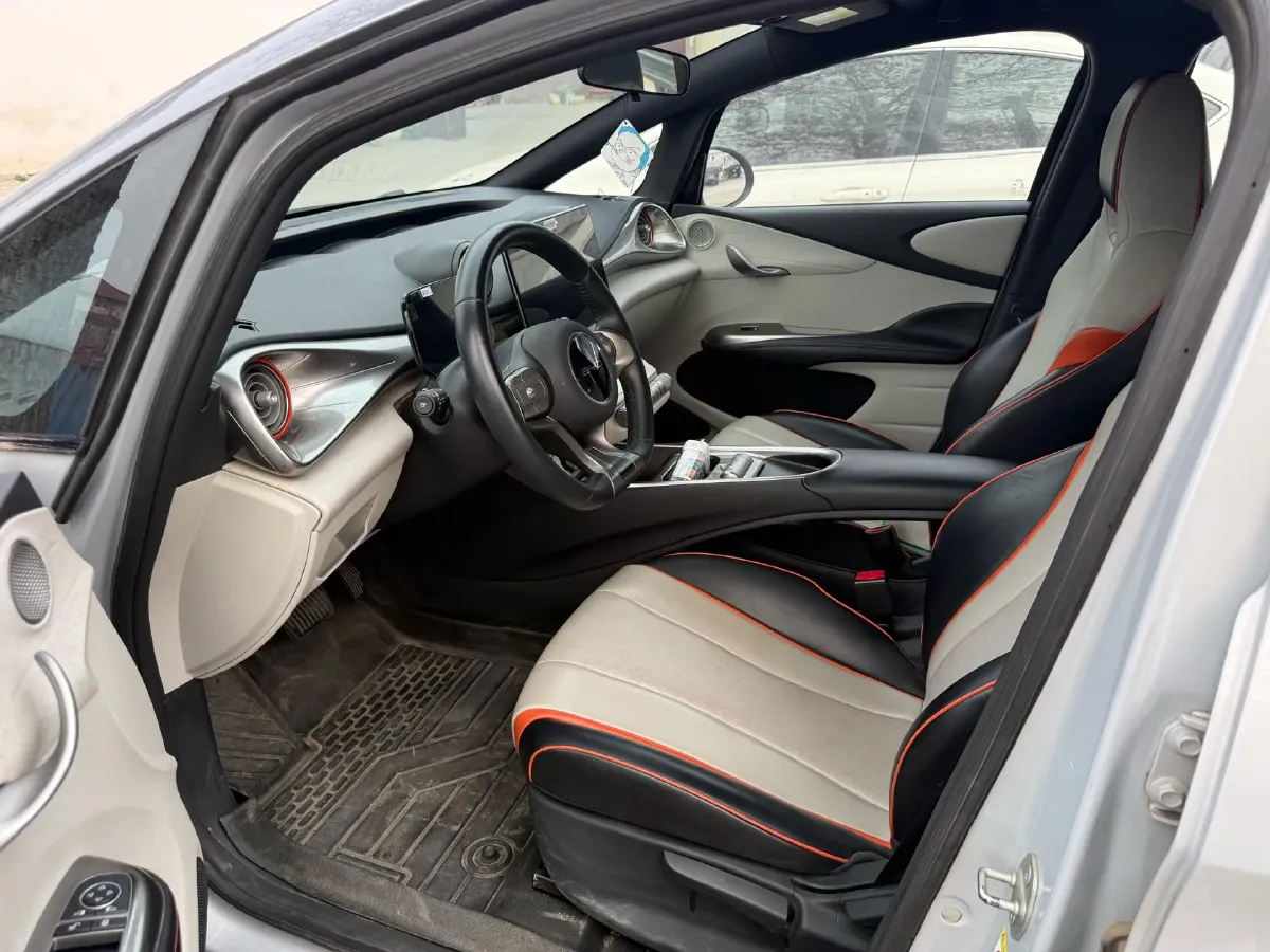 2021 Ford Escort 1.5L 122HP L3 6AT,autocango,china used car exporter,china ev exporter,chinese used car exporter,chinese used ev exporter