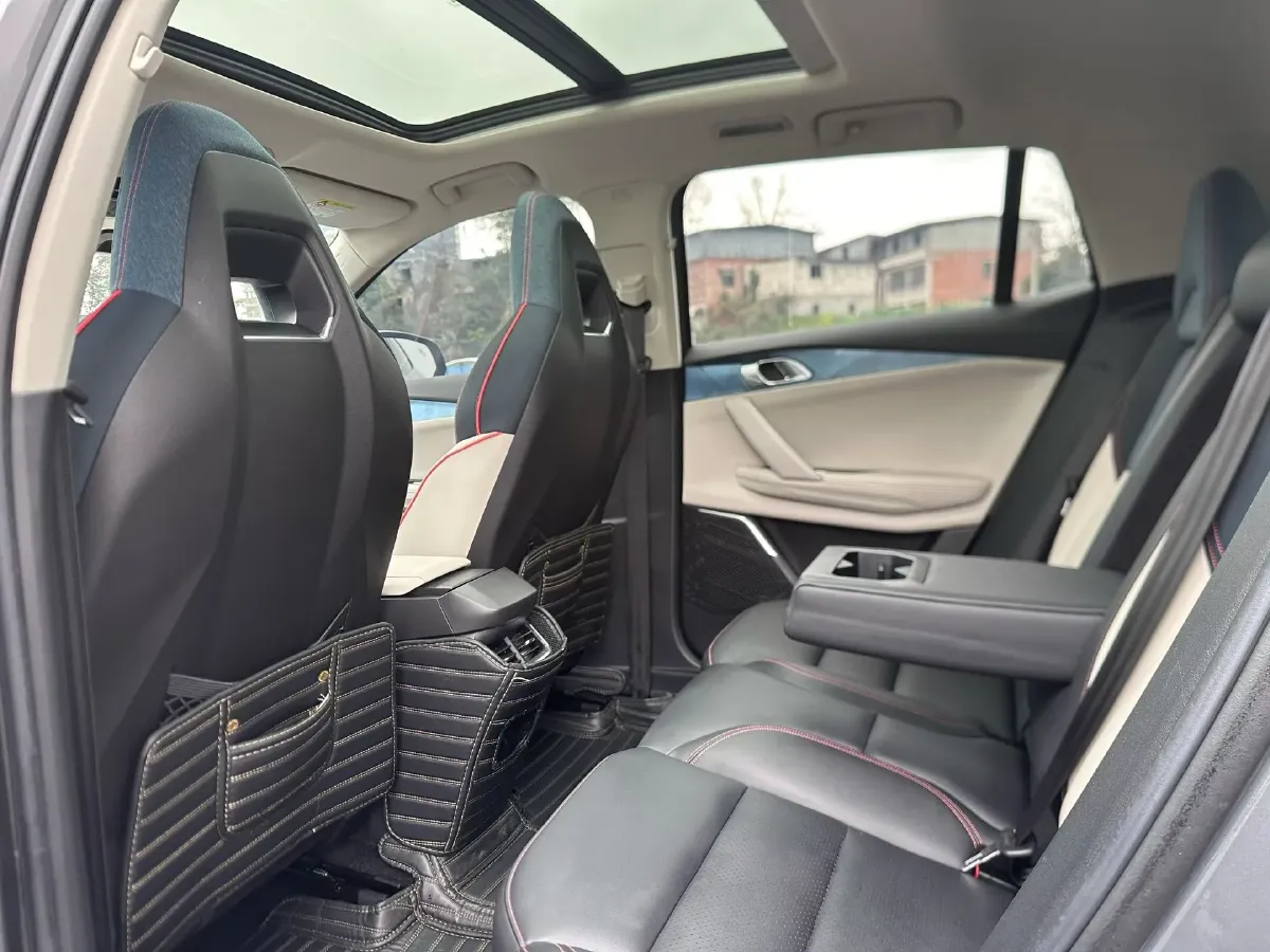 2020 LYNK&CO 06 1.5T 177HP L3 7DCT,autocango,china used car exporter,china ev exporter,chinese used car exporter,chinese used ev exporter