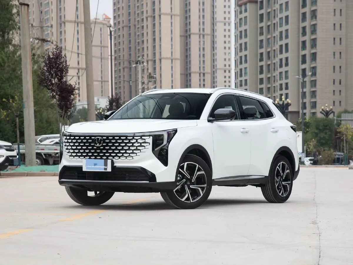 2026 ChangAn CS55 Plus 1.5T 192HP L4 7DCT,autocango,china used car exporter,china ev exporter,chinese used car exporter,chinese used ev exporter