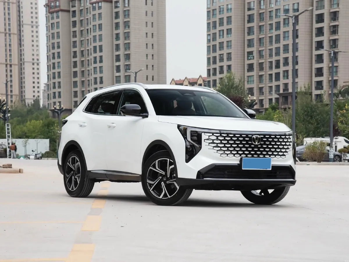 2026 ChangAn CS55 Plus 1.5T 192HP L4 7DCT,autocango,china used car exporter,china ev exporter,chinese used car exporter,chinese used ev exporter