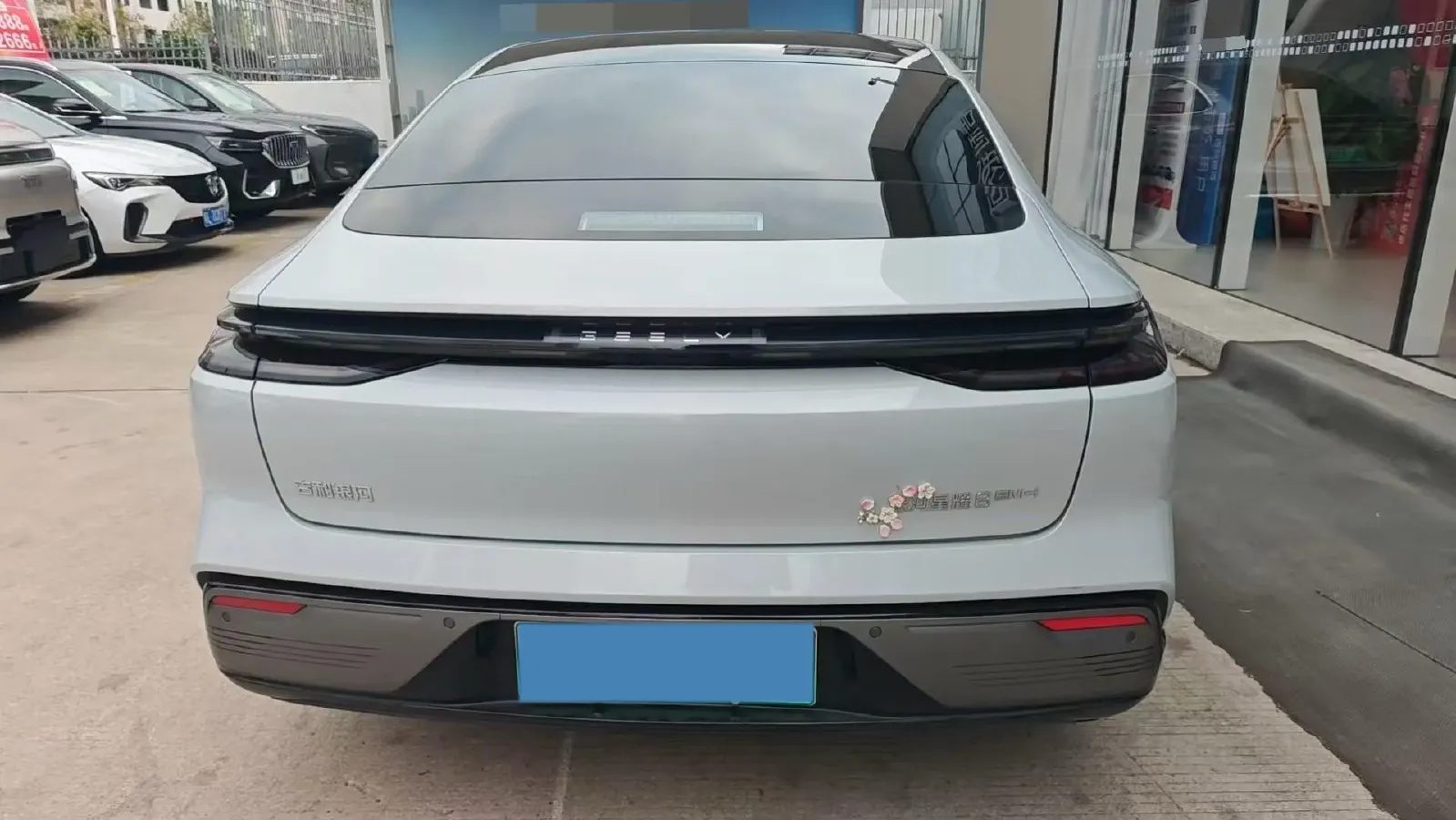 2025 Geely Galaxy Starshine 8 1.5L 112HP L4 1DHT PHEV,autocango,china used car exporter,china ev exporter,chinese used car exporter,chinese used ev exporter