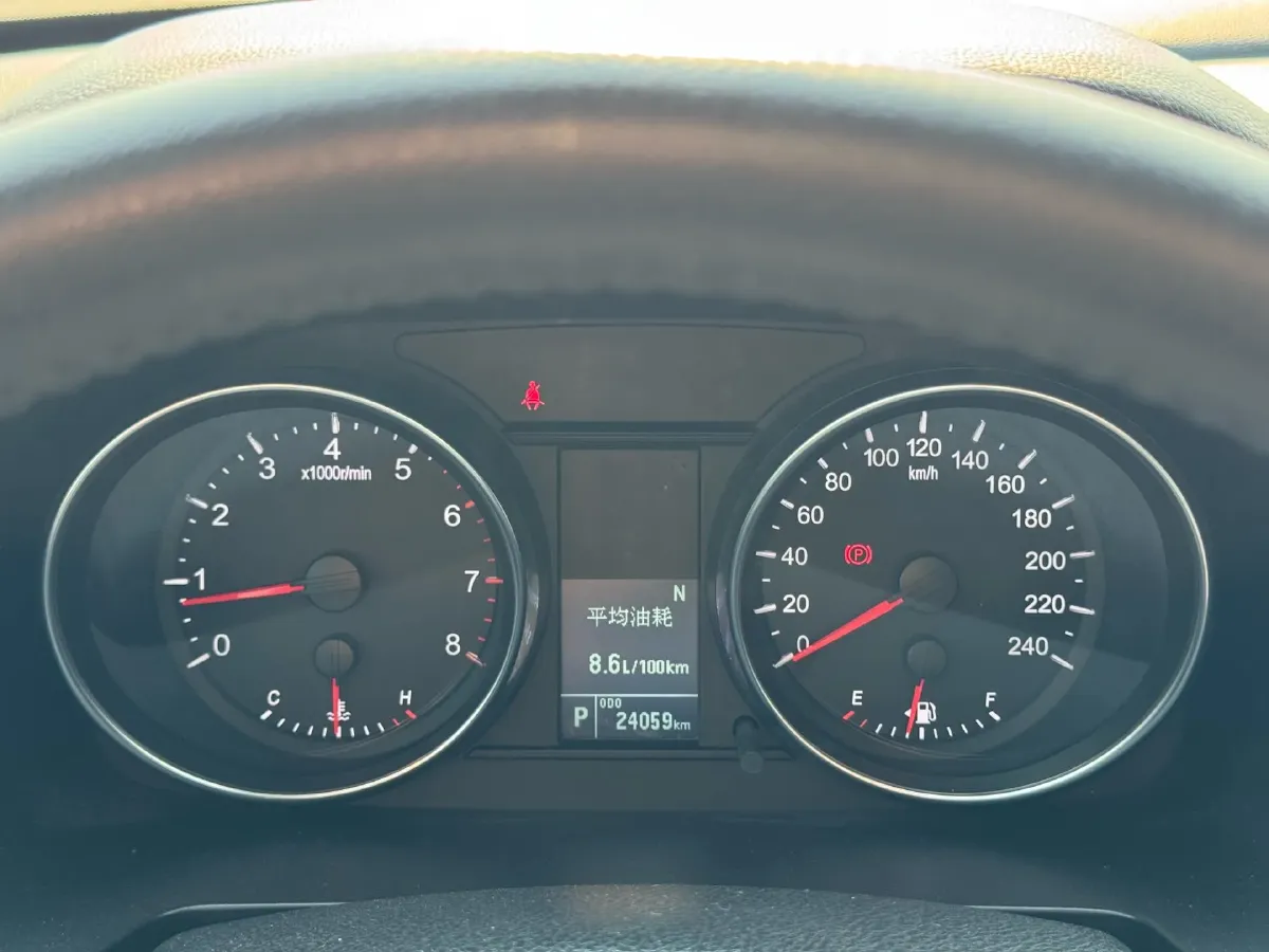 2021 Haval M6 1.5T 150HP L4 7DCT,autocango,china used car exporter,china ev exporter,chinese used car exporter,chinese used ev exporter