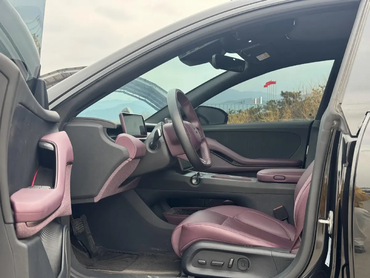 2024 NIO ET5T BEV 75KWH,autocango,china used car exporter,china ev exporter,chinese used car exporter,chinese used ev exporter