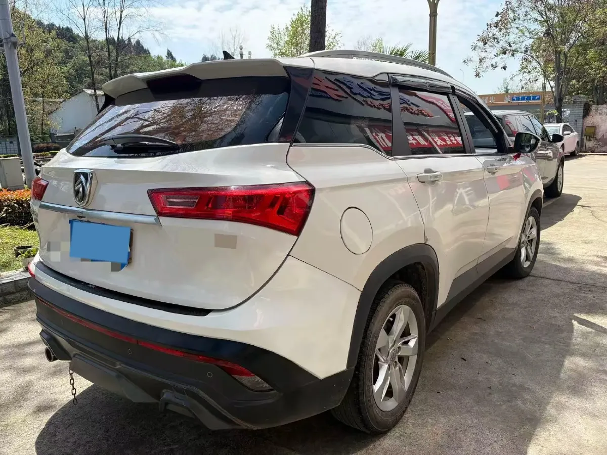 2019 BaoJun 530 1.5T 151HP L4 CVT,autocango,china used car exporter,china ev exporter,chinese used car exporter,chinese used ev exporter