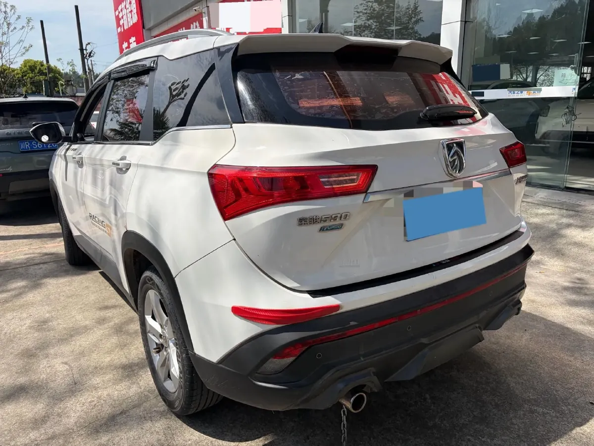 2019 BaoJun 530 1.5T 151HP L4 CVT,autocango,china used car exporter,china ev exporter,chinese used car exporter,chinese used ev exporter