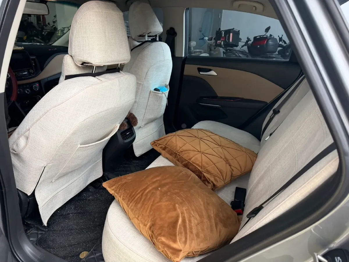 2022 Chevrolet Monza 1.5L 113HP L4 6AT,autocango,china used car exporter,china ev exporter,chinese used car exporter,chinese used ev exporter