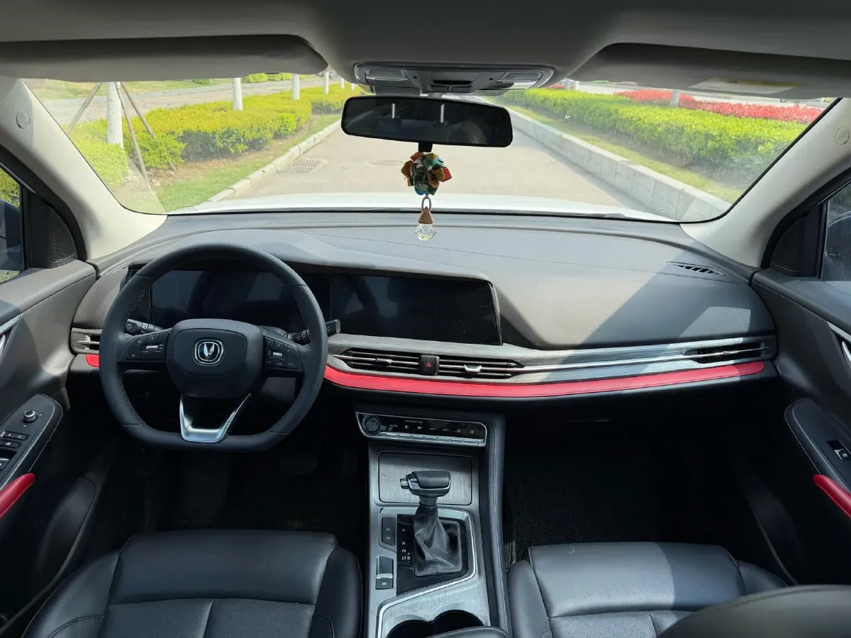 2021 ChangAn CS55 Plus 1.5T 180HP L4 7DCT,autocango,china used car exporter,china ev exporter,chinese used car exporter,chinese used ev exporter