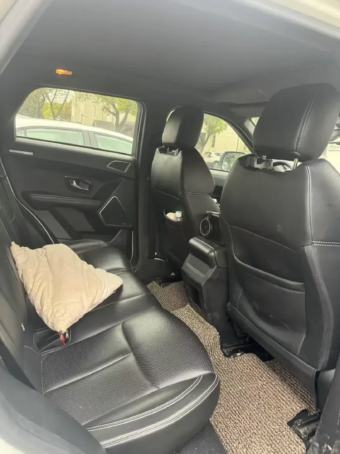 2018 Landwind X7 1.5T 163HP L4 8AT,autocango,china used car exporter,china ev exporter,chinese used car exporter,chinese used ev exporter