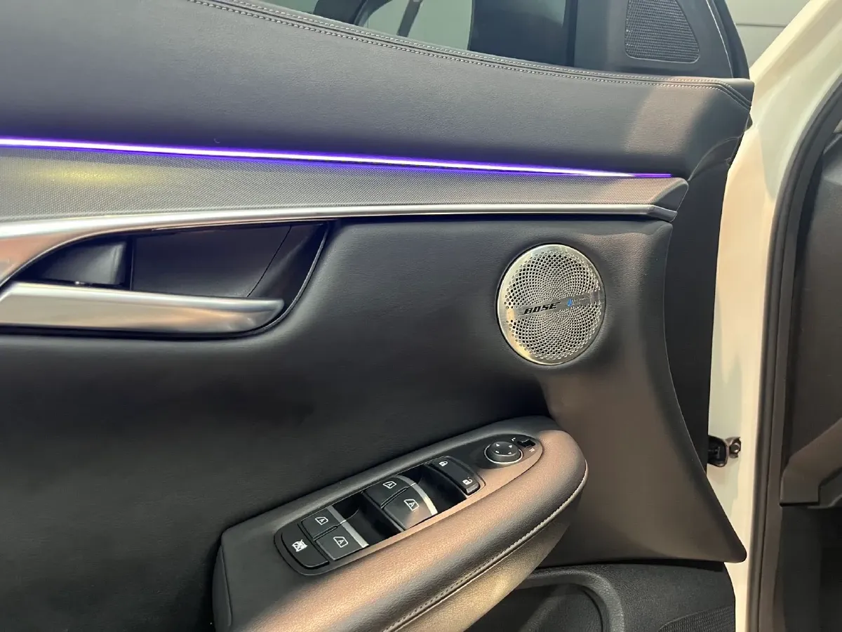 2020 Infiniti QX50 2.0T 245HP L4 CVT,autocango,china used car exporter,china ev exporter,chinese used car exporter,chinese used ev exporter