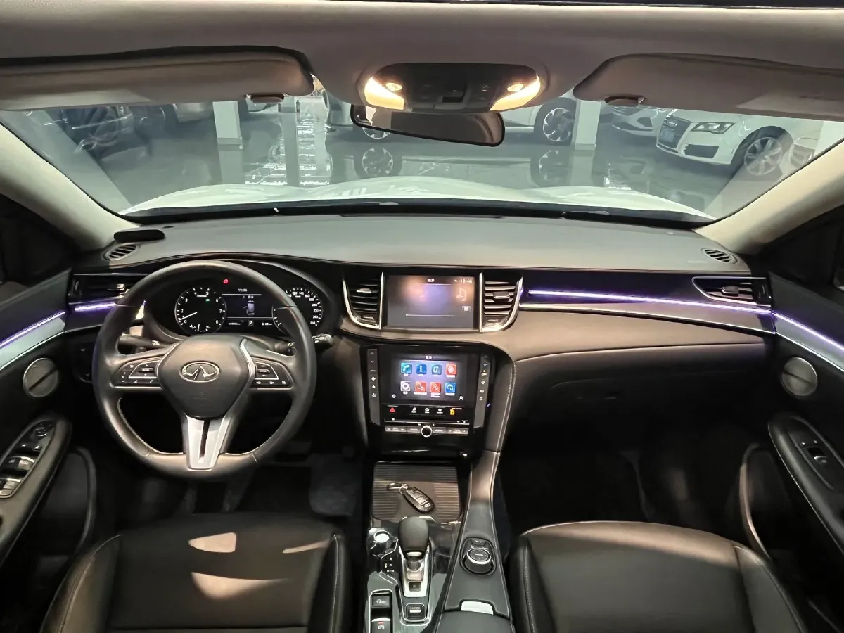 2020 Infiniti QX50 2.0T 245HP L4 CVT,autocango,china used car exporter,china ev exporter,chinese used car exporter,chinese used ev exporter