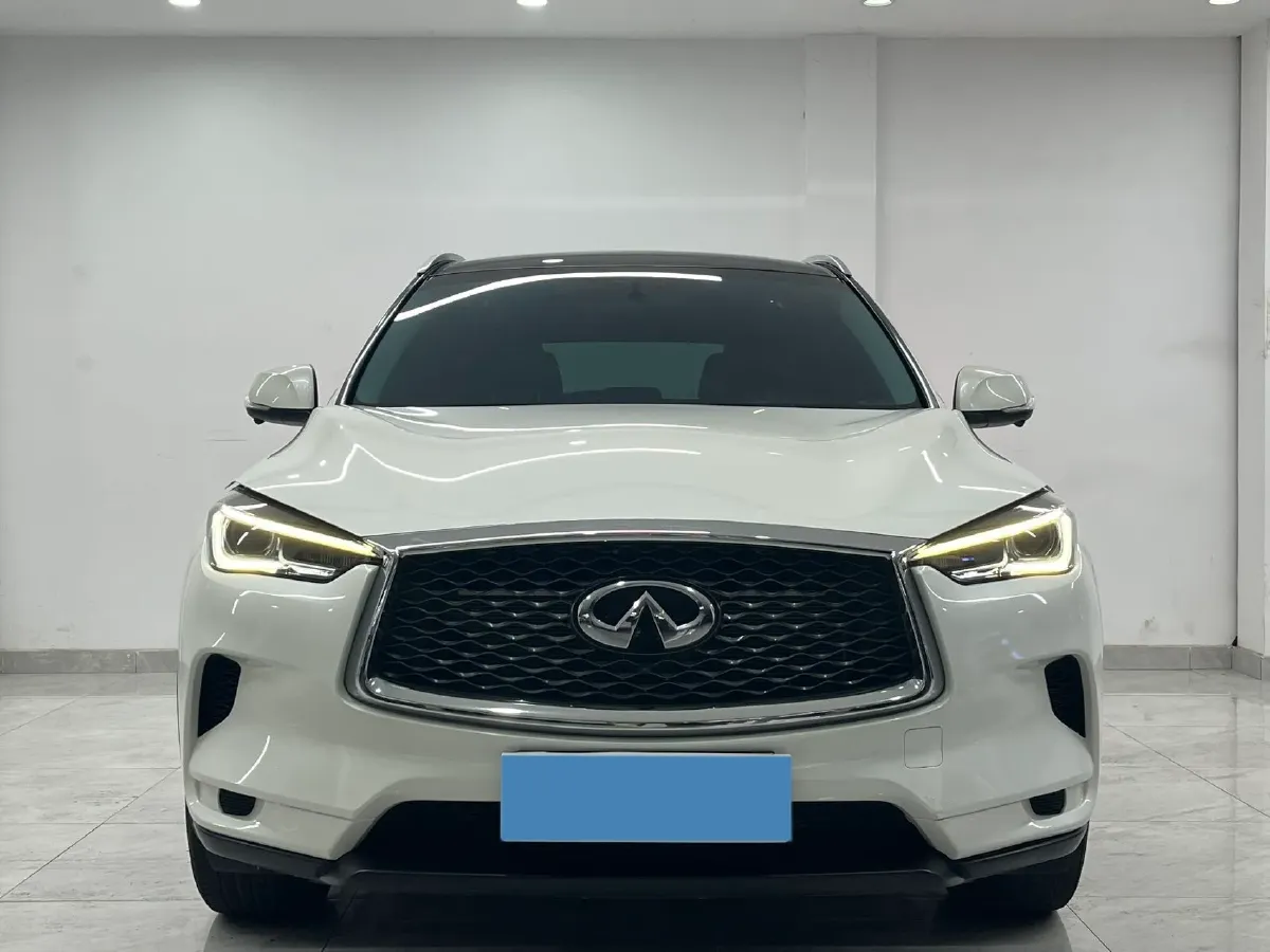 2020 Infiniti QX50 2.0T 245HP L4 CVT,autocango,china used car exporter,china ev exporter,chinese used car exporter,chinese used ev exporter