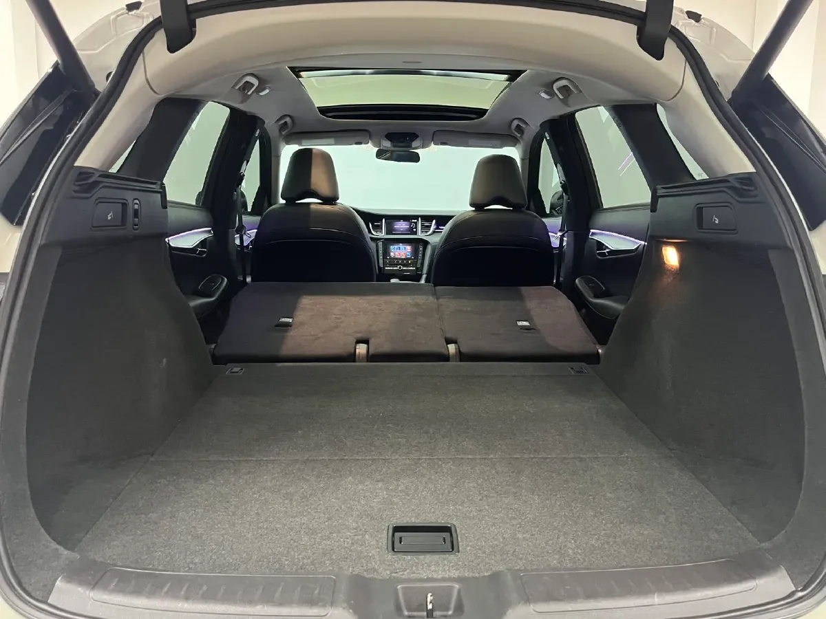 2020 Infiniti QX50 2.0T 245HP L4 CVT,autocango,china used car exporter,china ev exporter,chinese used car exporter,chinese used ev exporter