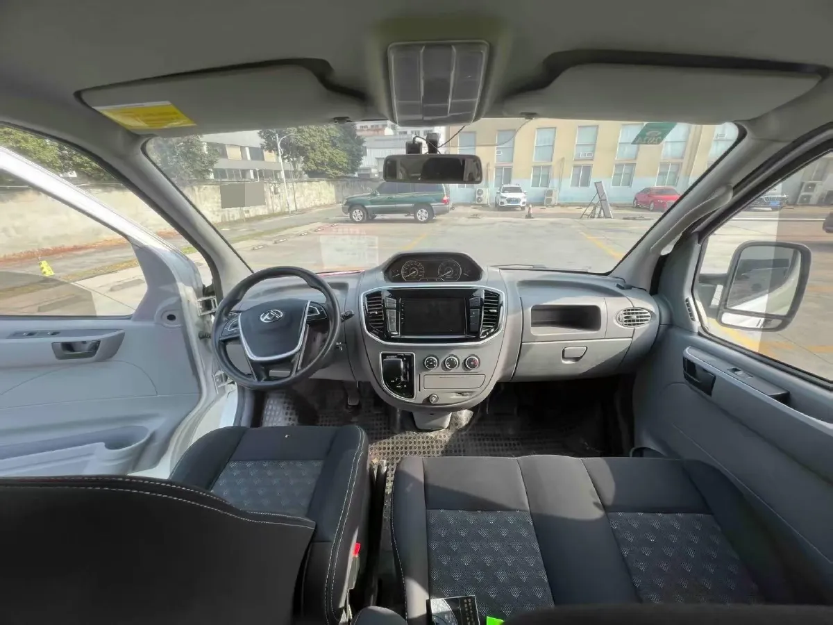 2020 Golden Dragon Sea Lion 1.8L 133HP L4 5MT,autocango,china used car exporter,china ev exporter,chinese used car exporter,chinese used ev exporter