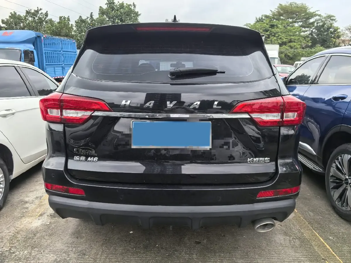 2019 Haval M6 1.5T 150HP L4 7DCT,autocango,china used car exporter,china ev exporter,chinese used car exporter,chinese used ev exporter