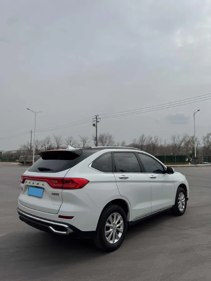 2021 Haval M6 1.5T 150HP L4 7DCT,autocango,china used car exporter,china ev exporter,chinese used car exporter,chinese used ev exporter
