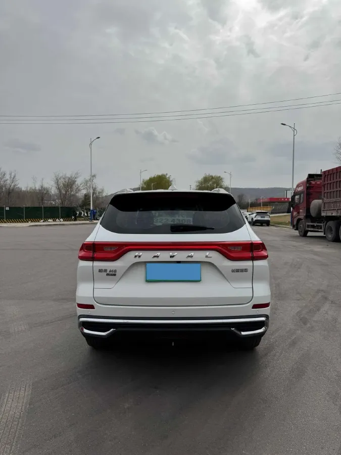 2021 Haval M6 1.5T 150HP L4 7DCT,autocango,china used car exporter,china ev exporter,chinese used car exporter,chinese used ev exporter