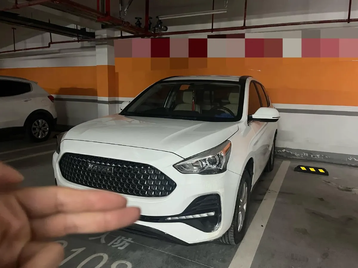 2019 Haval M6 1.5T 150HP L4 7DCT,autocango,china used car exporter,china ev exporter,chinese used car exporter,chinese used ev exporter