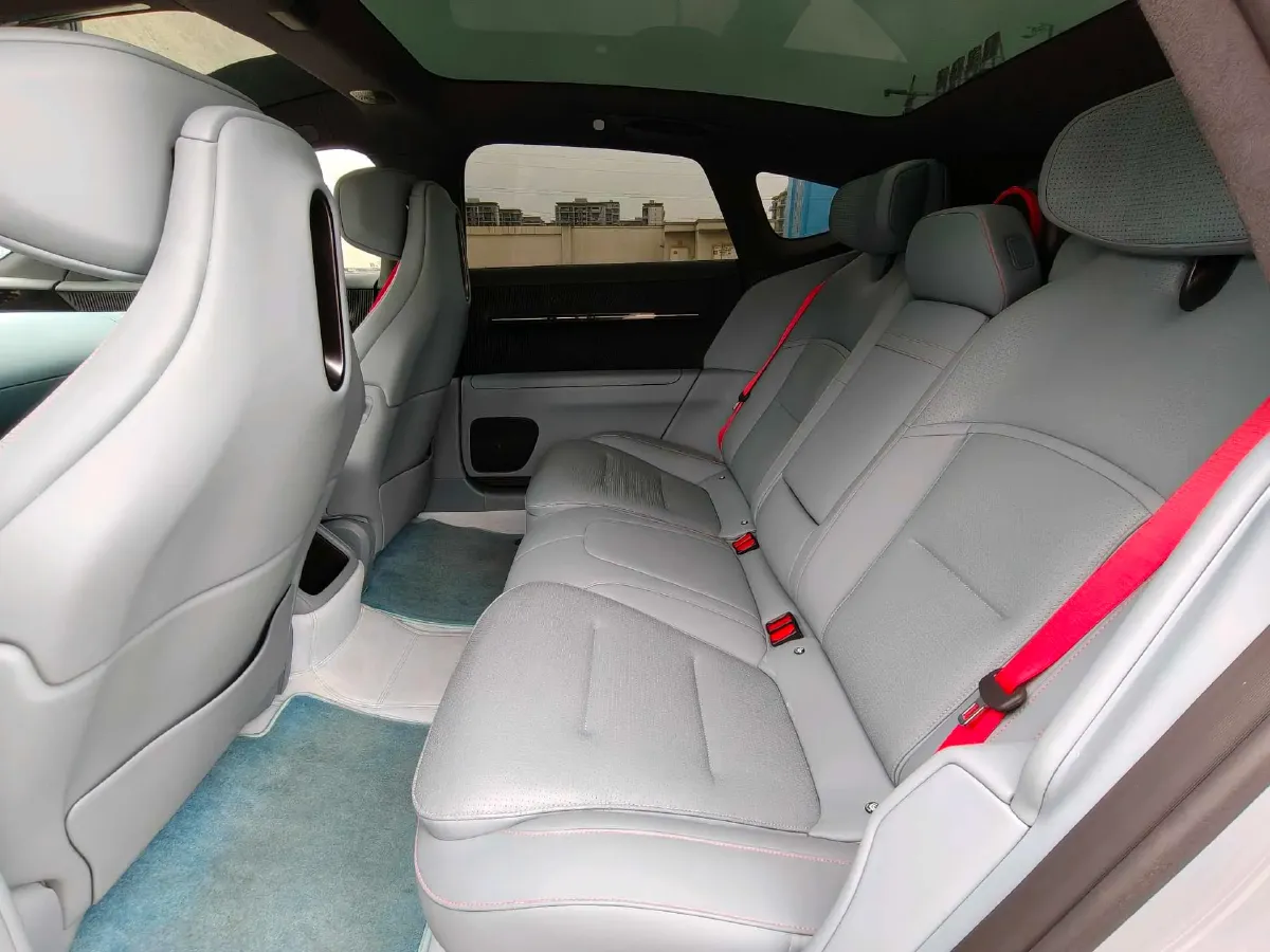 2024 Avatr 12 BEV 94.5KWH,autocango,china used car exporter,china ev exporter,chinese used car exporter,chinese used ev exporter