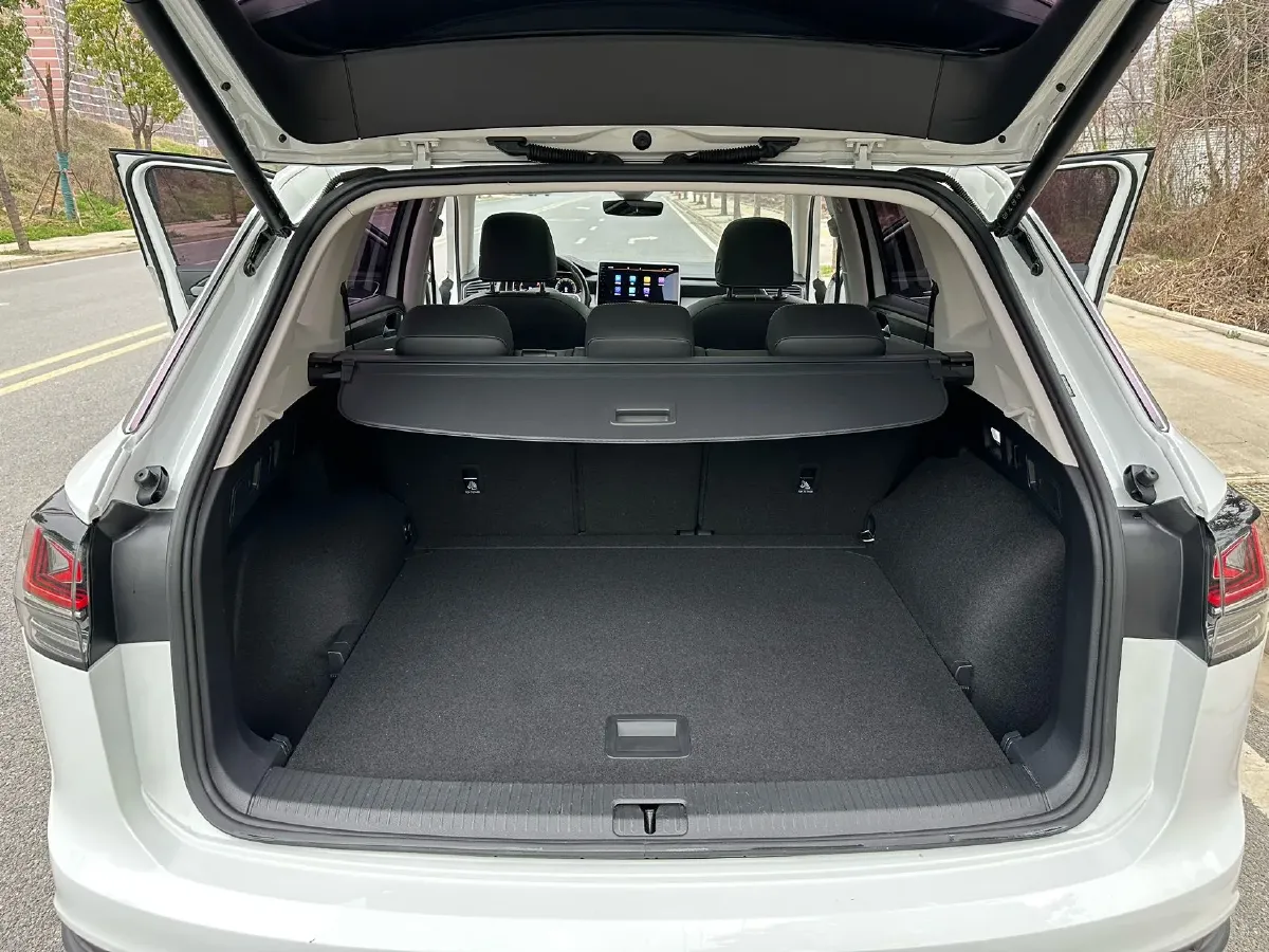 2023 Volkswagen Tayron 1.4T 150HP L4 7DCT,autocango,china used car exporter,china ev exporter,chinese used car exporter,chinese used ev exporter