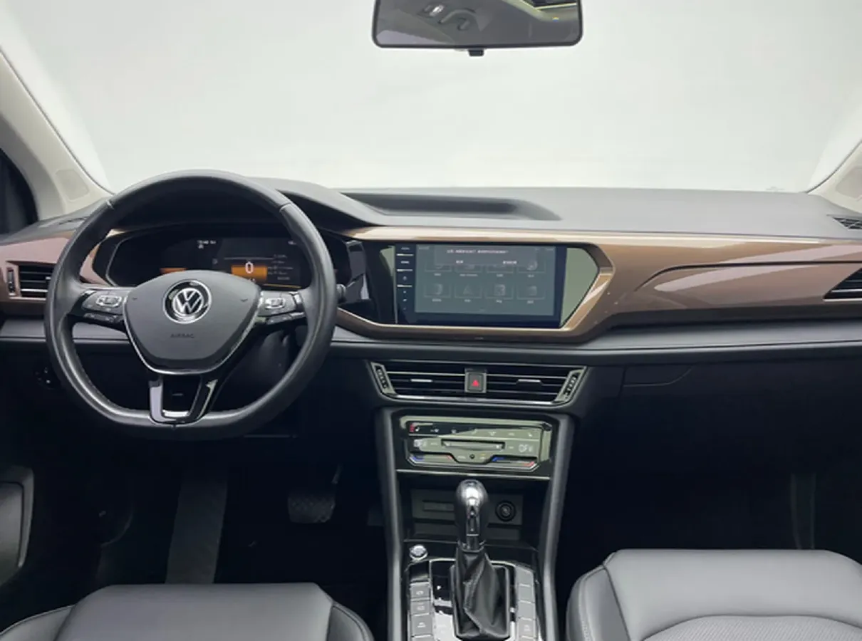 2022 Volkswagen Tharu 1.4T 150HP L4 7DCT,autocango,china used car exporter,china ev exporter,chinese used car exporter,chinese used ev exporter