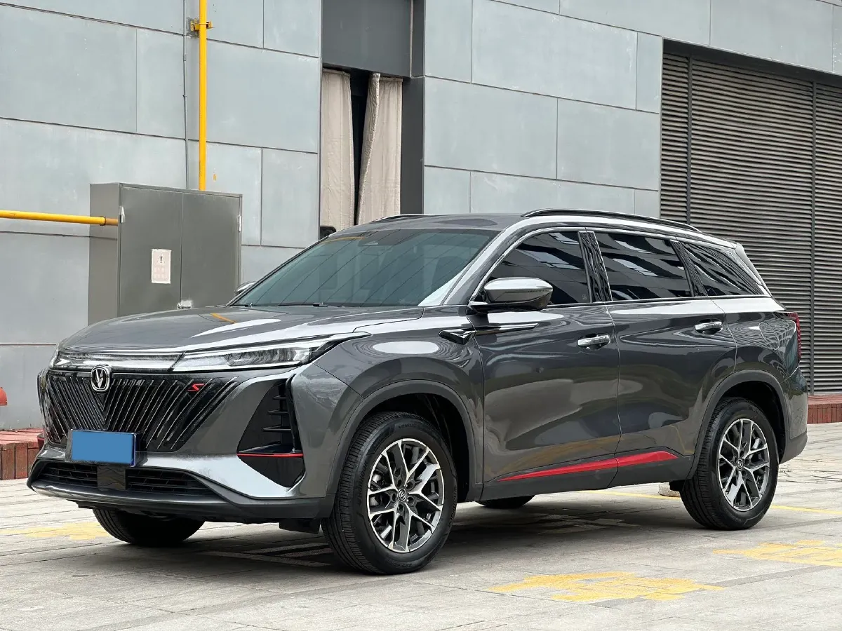 2022 ChangAn CS75 Plus 1.5T 188HP L4 8AT,autocango,china used car exporter,china ev exporter,chinese used car exporter,chinese used ev exporter