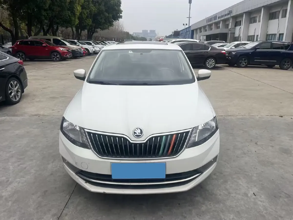 2018 Skoda Rapid 1.6L 110HP L4 5MT,autocango,china used car exporter,china ev exporter,chinese used car exporter,chinese used ev exporter