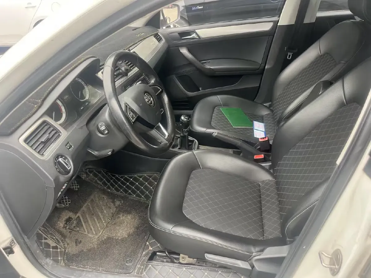 2018 Skoda Rapid 1.6L 110HP L4 5MT,autocango,china used car exporter,china ev exporter,chinese used car exporter,chinese used ev exporter