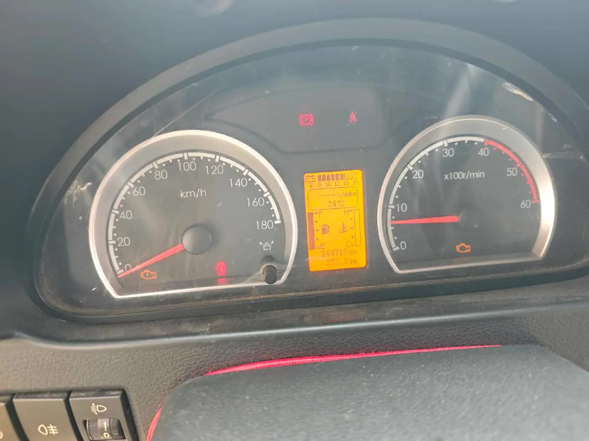 2020 DongFeng DFAC YuFeng 2.3T 110HP L4 6MT,autocango,china used car exporter,china ev exporter,chinese used car exporter,chinese used ev exporter