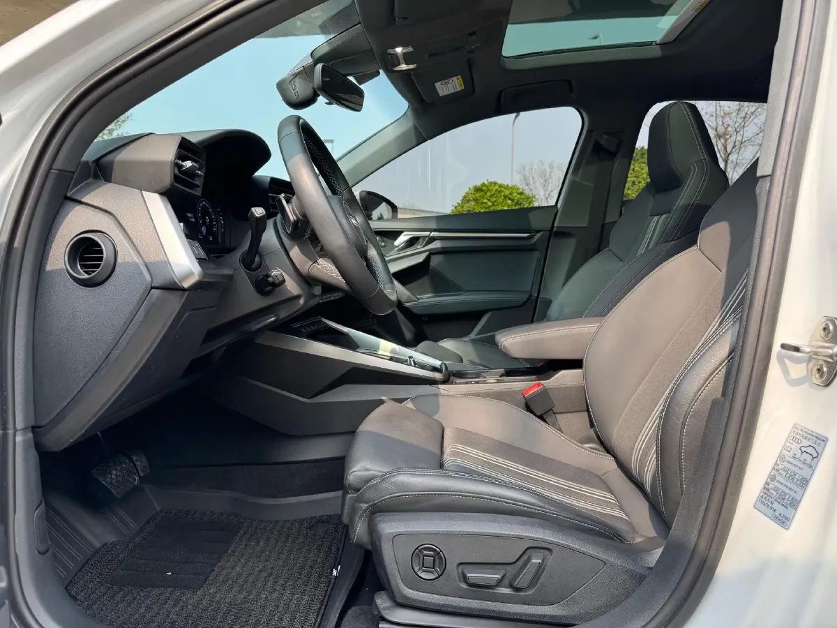 2022 Audi A3 1.4T 150HP L4 7DCT,autocango,china used car exporter,china ev exporter,chinese used car exporter,chinese used ev exporter