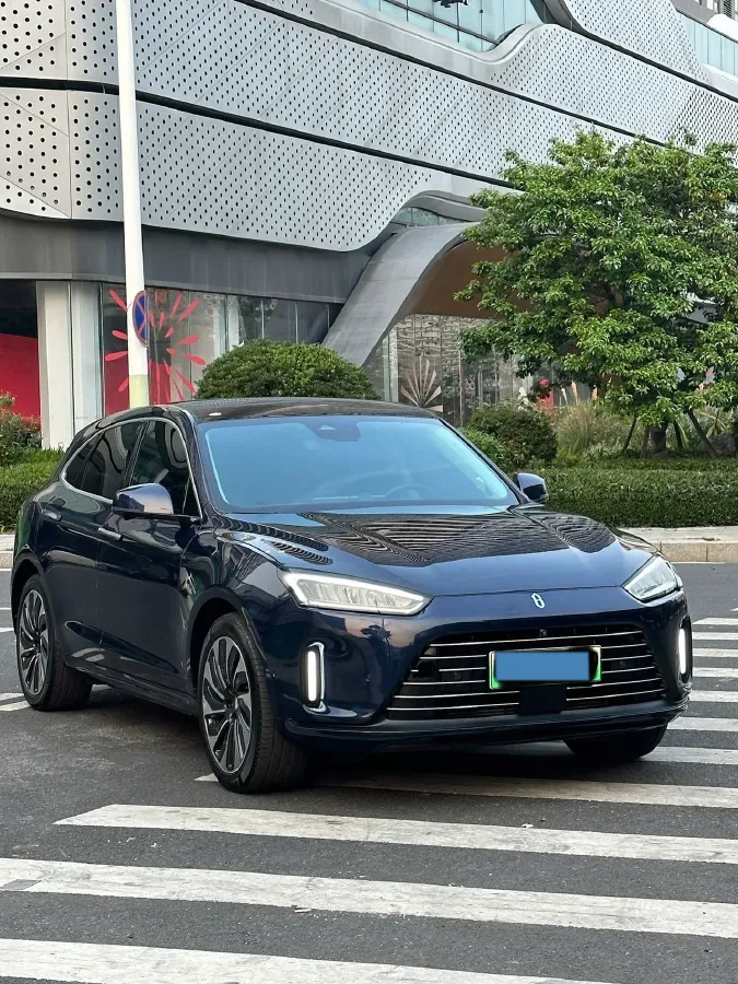 2022 Isuzu Mu-X 2.0T 220HP L4 8AT,autocango,china used car exporter,china ev exporter,chinese used car exporter,chinese used ev exporter
